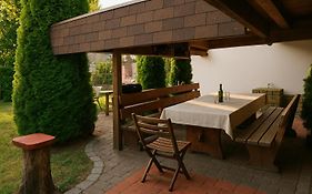 Gesamtes Haus Mit Garten - 100% Privatsphaere